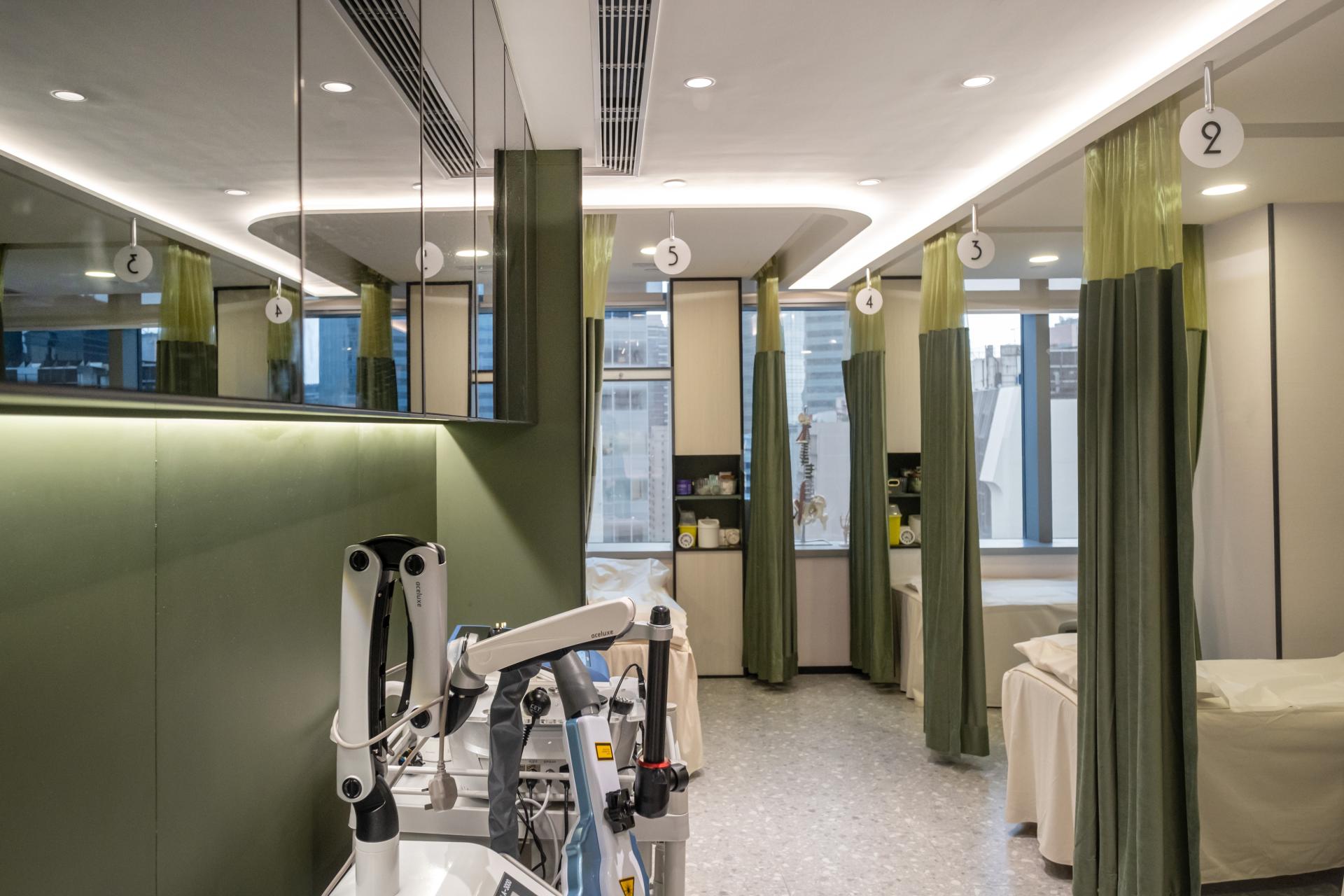 TITAN Health Awards Winner - ALOHA Wellness & Physiotherapy 7