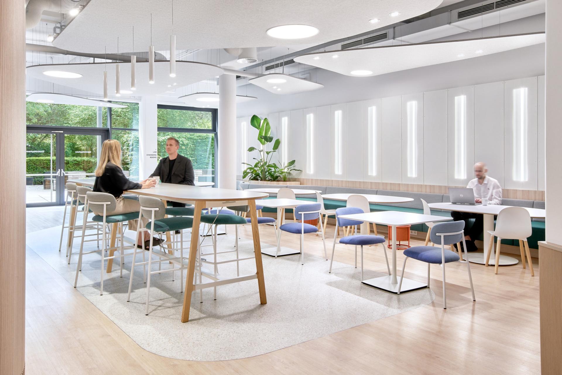 TITAN Health Awards Winner - Smith+Nephew Academy  10