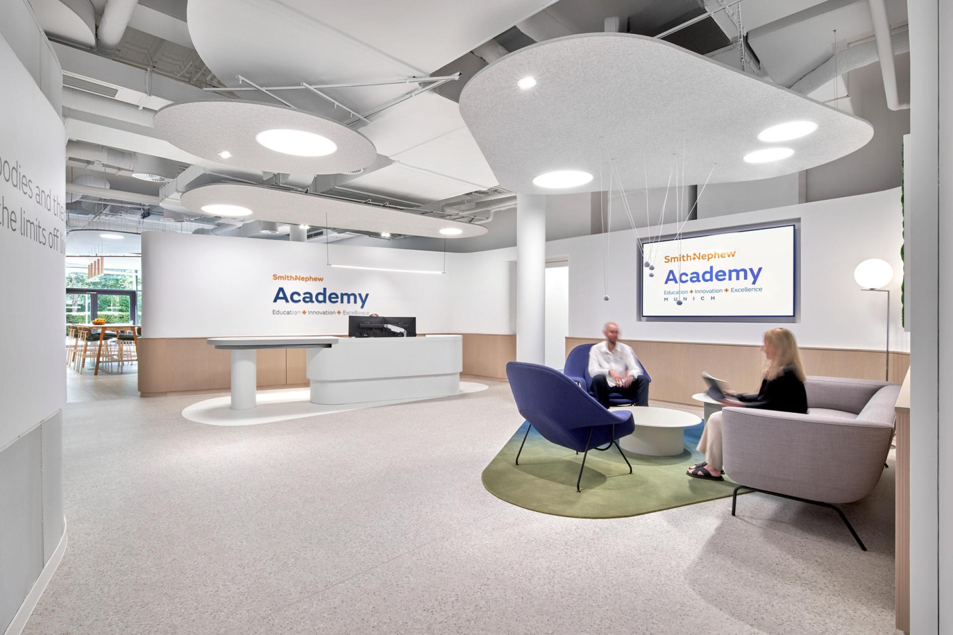 TITAN Health Awards Winner - Smith+Nephew Academy  5